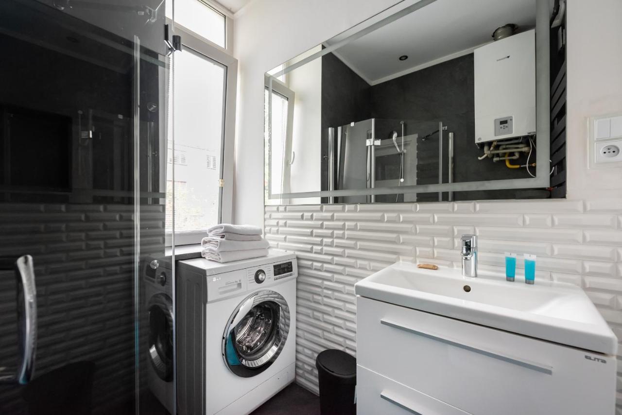 Glogowa Bricks Apartment วอร์ซอ ภายนอก รูปภาพ